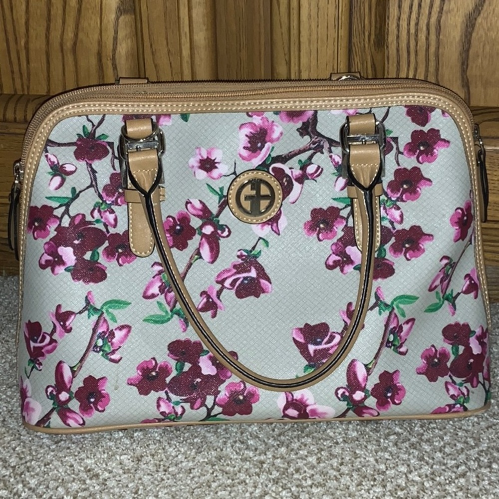Taupe, pink, burgundy Giani Bernini satchel